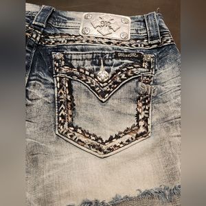 Miss Me, 29, Distressed Denim